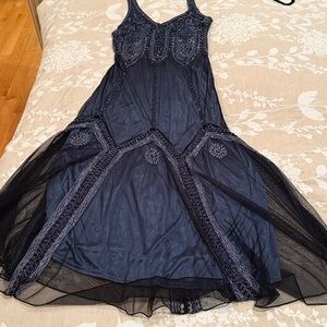 Elegant Navy Beaded V-Neck Evening Dress with zipper on the side built in bra